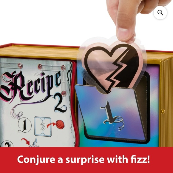 Disney Descendants: Rise of the Red -Sorcerer’s cook book w/ fizz, slime & doll - Picture 8 of 8